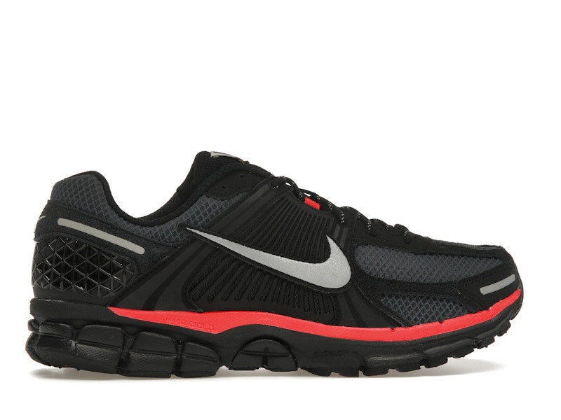 Nike Zoom Vomero 5 Black Metallic University Red