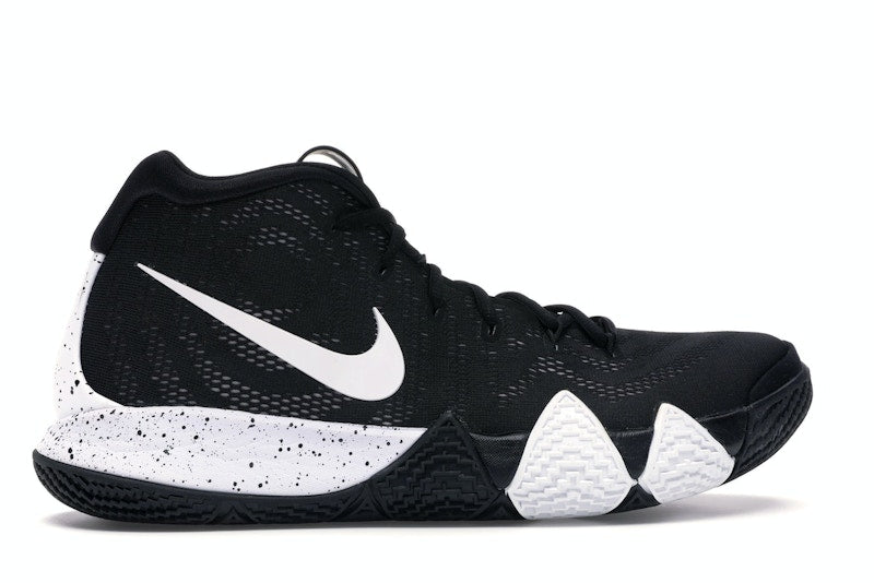Nike Kyrie 4 Black White
